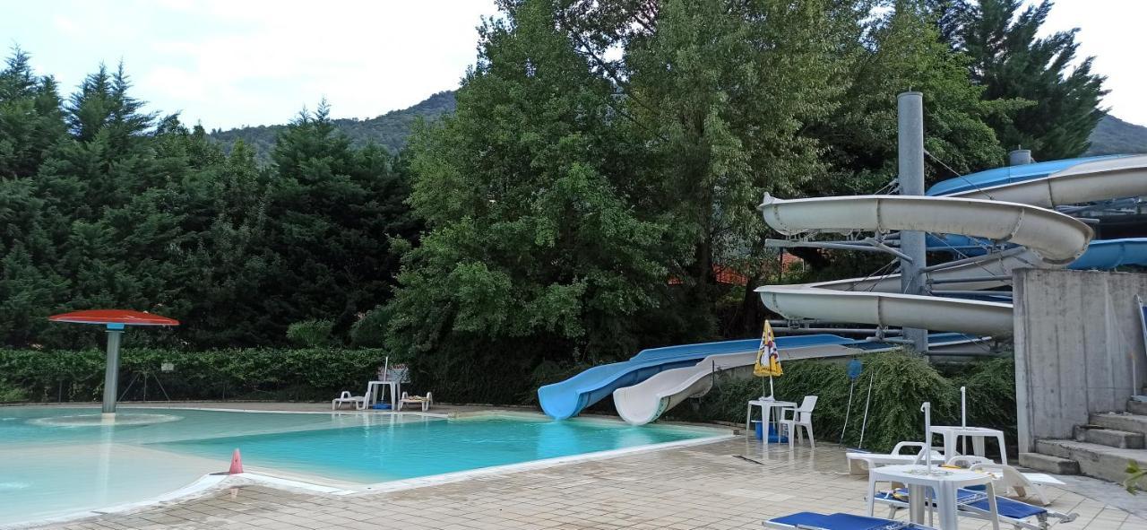 Lavena - Lake & Mountain Apartments Lavena Ponte Tresa Buitenkant foto